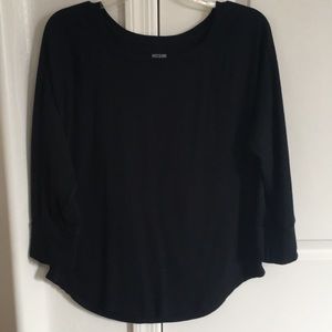 Lightweight Scoop Neck 3/4 sleeve Workout Top, L